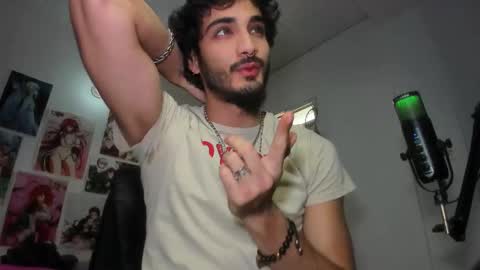 lovexjuxn77 online show from December 5, 2025, 4:14 pm