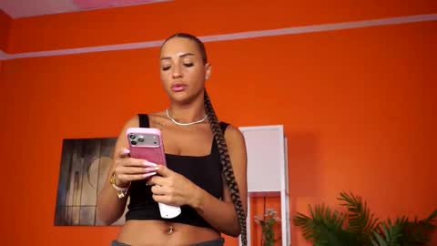 Snapshot of lovingblondie chatting on February 11, 2026, 7:02 am Nora online show from February 11, 2026, 7:02 am