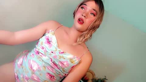 Lovingmonaru969 online show from April 15, 2026, 11:50 am