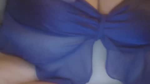 ltkinkygirl75 online show from September 18, 2025, 1:02 pm