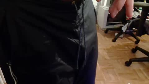 lu25humiliation online show from December 31, 2024, 6:57 pm