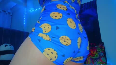 Mariana    online show from December 12, 2024, 12:59 am