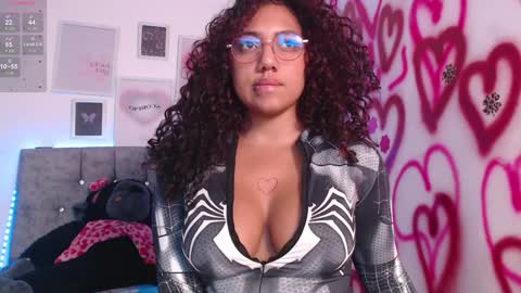 Luana grey1 on ig online show from February 5, 2025, 6:26 pm