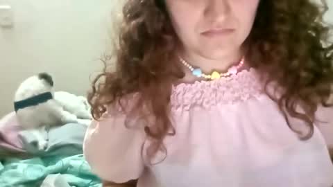 luanapowerful online show from January 16, 2025, 2:19 am