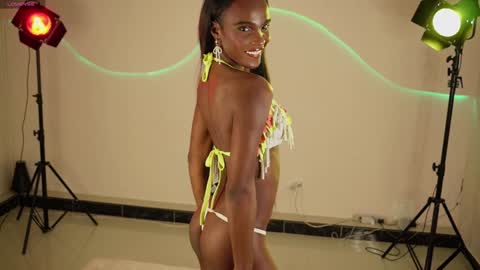 Snapshot of luanarisque chatting on February 5, 2025, 4:16 am IG luana orq online show from February 5, 2025, 4:16 am