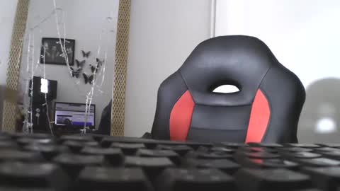 luanna837 online show from January 12, 2025, 4:50 pm