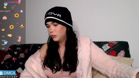 Snapshot of luara_ chatting on January 9, 2025, 2:07 pm luara_ online show from January 9, 2025, 2:07 pm