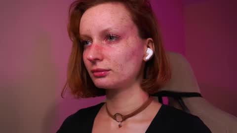 Luba online show from November 18, 2025, 6:45 pm