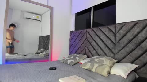 Luca Ferrer online show from January 12, 2025, 3:07 am