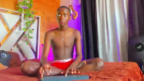 Snapshot of luca_sins chatting on March 16, 2026, 8:35 pm luca_sins online show from March 16, 2026, 8:35 pm