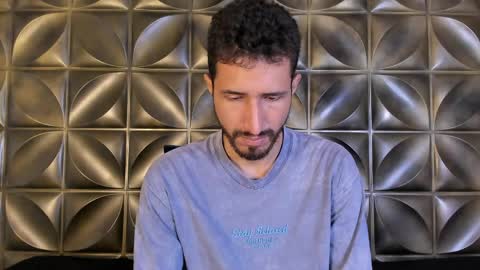 Lucas online show from April 5, 2026, 2:42 am