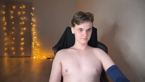 Lucas Gill online show from January 24, 2025, 4:27 am