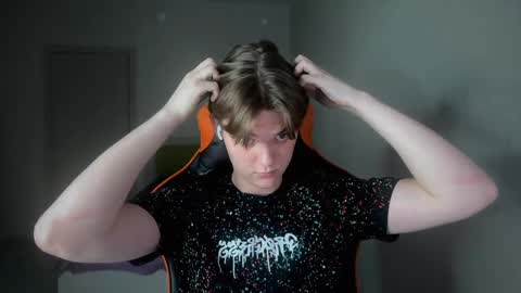 Lucas Gill online show from March 8, 2025, 3:13 pm