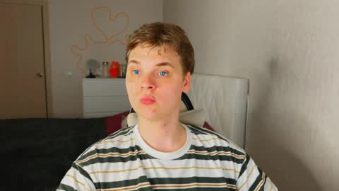 Lucas Gill online show from March 31, 2026, 7:20 am