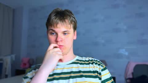 Lucas Gill online show from April 10, 2026, 7:40 pm