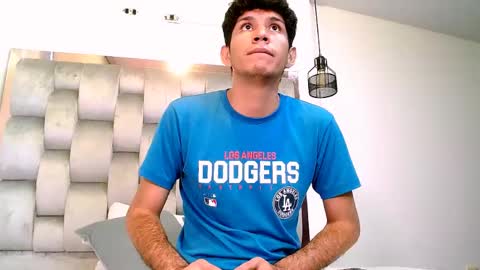 lucas_dream online show from June 3, 2026, 11:57 am