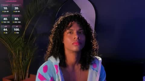   online show from November 21, 2025, 1:43 pm