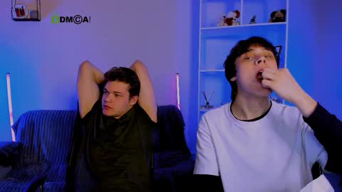 lucas_long_ online show from November 28, 2025, 8:00 pm