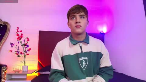 Lucas lovee online show from March 21, 2026, 1:16 pm