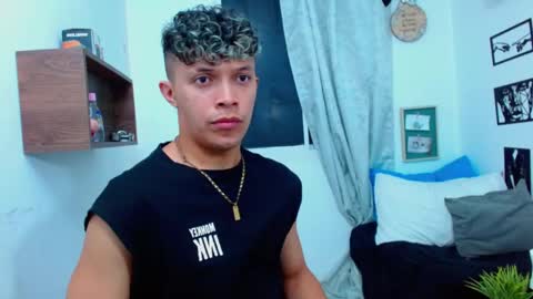 Lucas Luxx online show from January 5, 2026, 5:27 pm