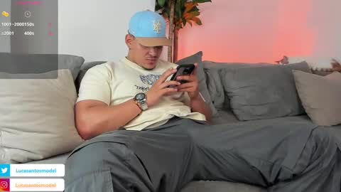 LUCA SANTOS online show from March 4, 2025, 3:44 am