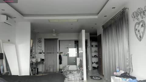 lucasexclusive online show from December 16, 2024, 5:17 am