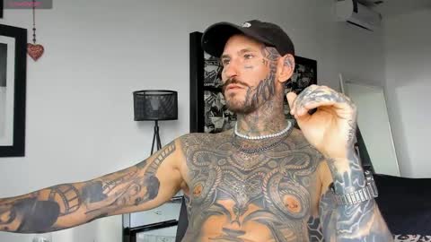 lucasexclusive online show from January 9, 2025, 7:42 am