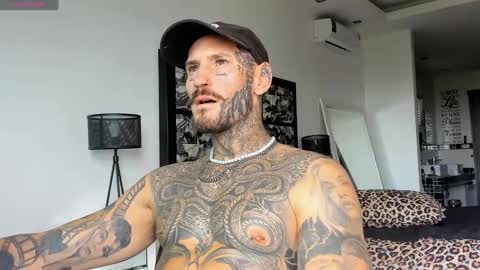 lucasexclusive online show from January 14, 2025, 6:45 am