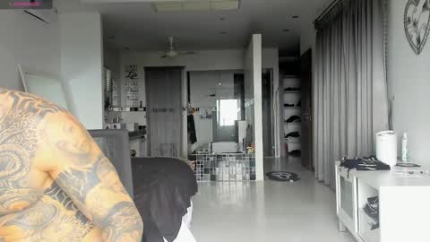 lucasexclusive online show from January 15, 2025, 4:25 am