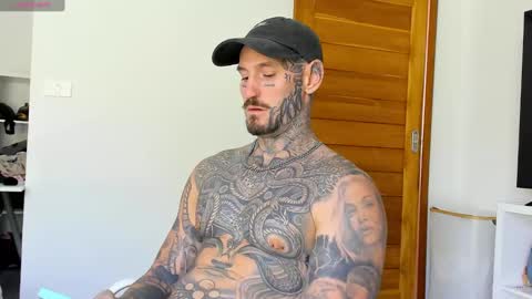 lucasexclusive online show from September 22, 2025, 5:42 am