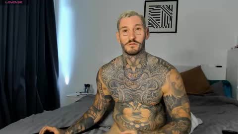 lucasexclusive online show from November 15, 2025, 6:44 am