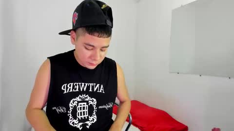 LUCAS TORREZ online show from February 12, 2026, 4:46 pm