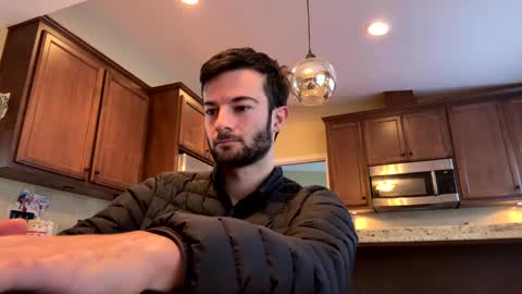 lucca_d123 online show from January 14, 2025, 10:34 pm