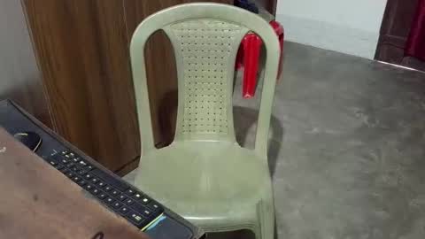 Snapshot of luci_ri chatting on October 12, 2025, 4:22 am luci_ri online show from October 12, 2025, 4:22 am