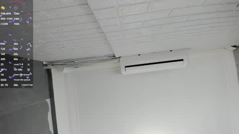 L U C I A online show from March 22, 2026, 12:52 pm