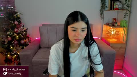 Lu   Intagramsandy fireeyes online show from December 11, 2024, 6:20 pm