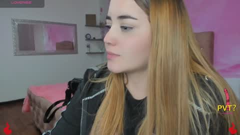 lucia star  online show from February 8, 2025, 9:03 am