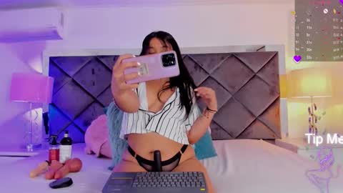 Lucia online show from January 10, 2026, 1:35 pm