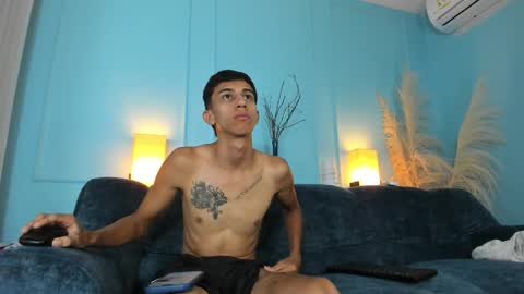 Snapshot of lucian_davi chatting on October 25, 2025, 4:31 am Pirulo online show from October 25, 2025, 4:31 am