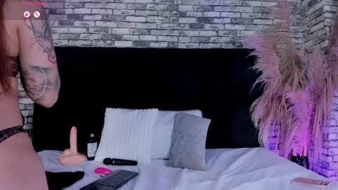 Lisseth  online show from April 9, 2026, 8:25 pm