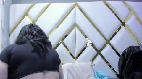 Luci online show from January 11, 2025, 8:21 pm