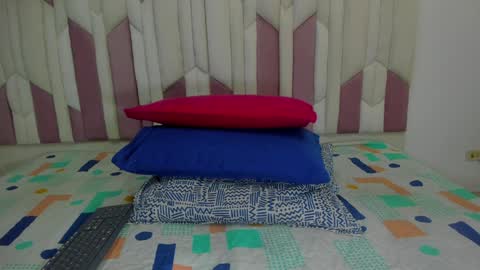 instagram luciana417  online show from January 14, 2025, 3:11 am