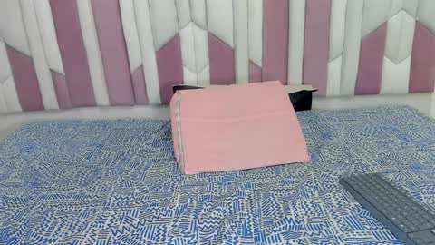 instagram luciana417  online show from January 16, 2025, 3:34 am