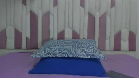 instagram luciana417  online show from January 24, 2025, 3:22 am