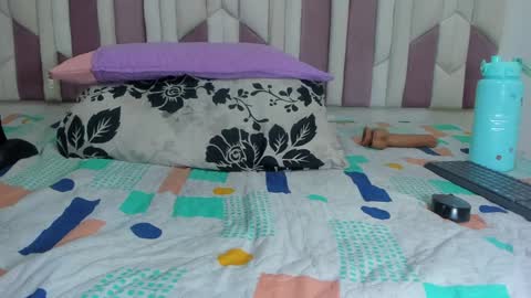 instagram luciana417  online show from February 8, 2025, 6:33 am