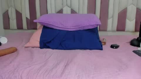 instagram luciana417  online show from February 13, 2025, 6:09 am