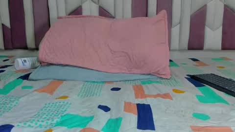 instagram luciana417  online show from February 18, 2025, 6:15 am