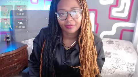 Snapshot of luciana_moraine chatting on November 17, 2025, 7:08 pm Luciana online show from November 17, 2025, 7:08 pm