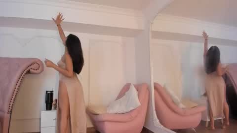 Luciana online show from October 12, 2025, 5:34 pm