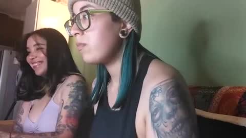 Snapshot of lucianacapisce chatting on February 11, 2025, 1:31 am Dani 3 online show from February 11, 2025, 1:31 am